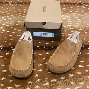 Brand New Men’s OluKai Slippers